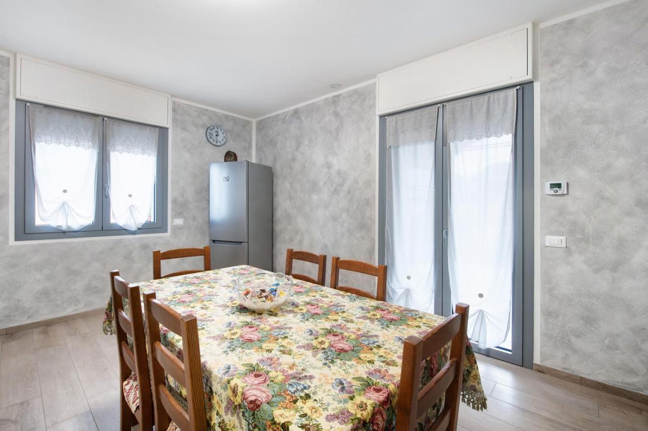 Casa Tovini Lägenhet Pisogne Exteriör bild